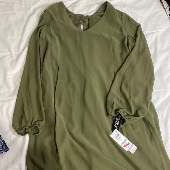 Macy’s long sleeve shift dress - Picture 2 of 6